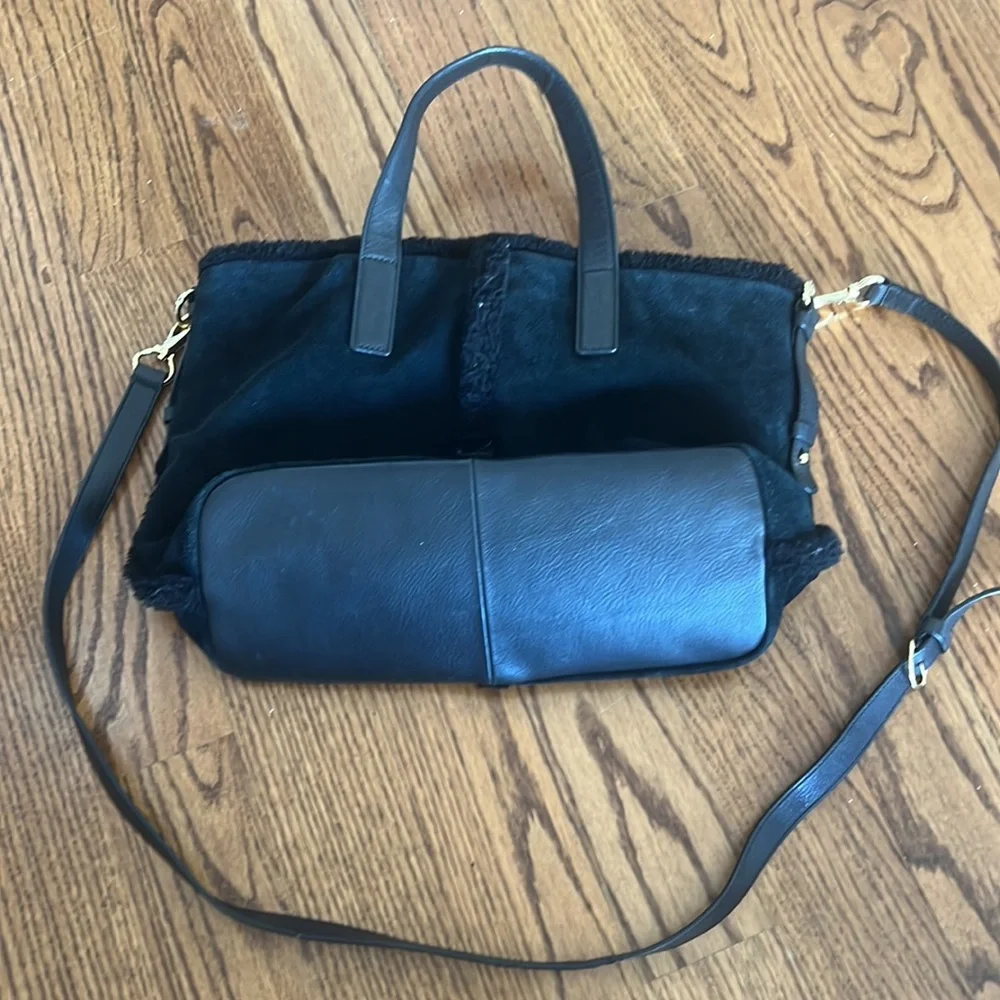 Ugg Australia Quinn Tote Suede Bag In Black - Picture 9 of 10